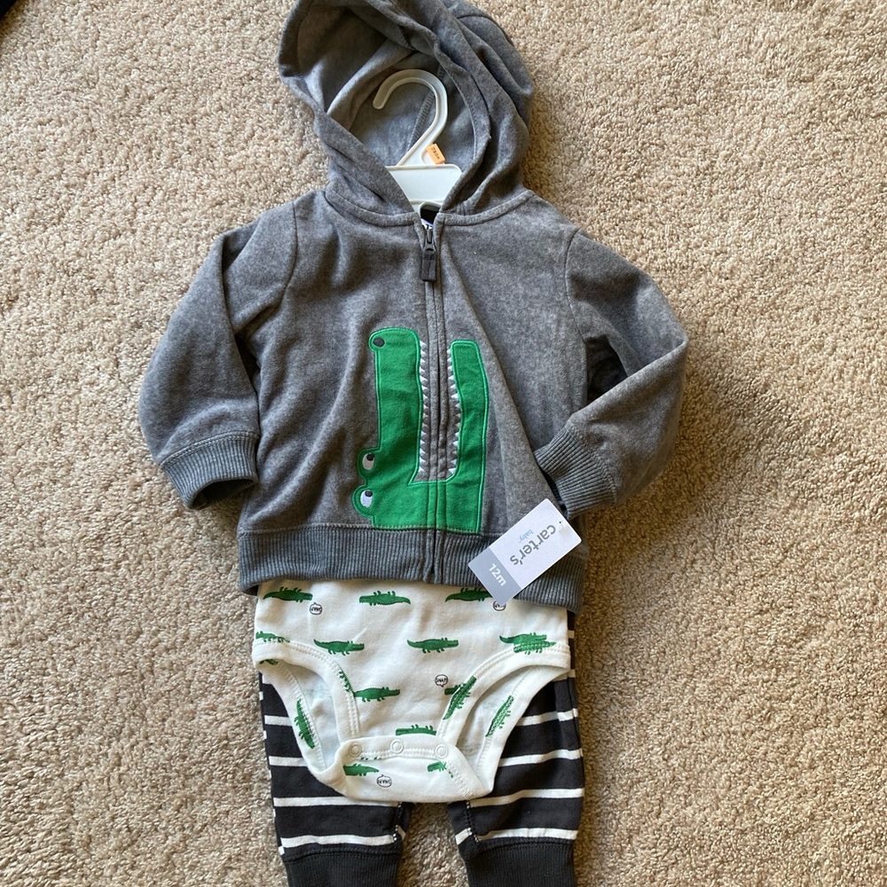 Carter’s NWT Crocodile 🐊 Set Jacket Onesie Pants 12 Months Baby